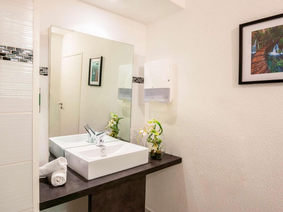 Ibis Budget Antibes Sophia Antipolis Vallauris Exteriör bild