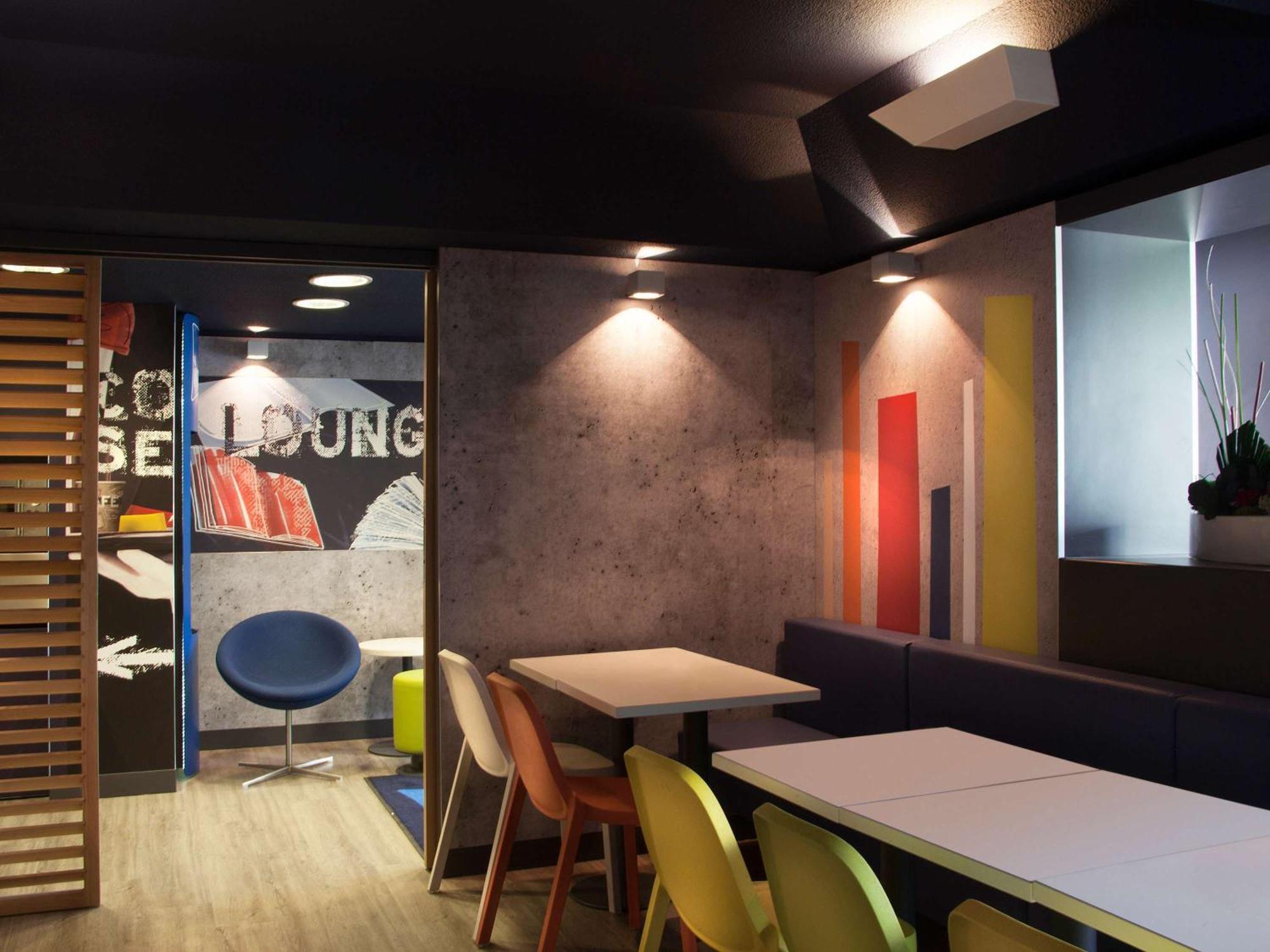 Ibis Budget Antibes Sophia Antipolis Vallauris Exteriör bild